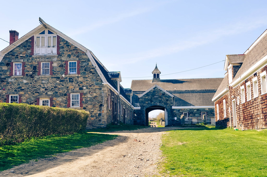 Glen Farm Public Park Equestrian Center and Stables in Portsmouth, Rhode Island